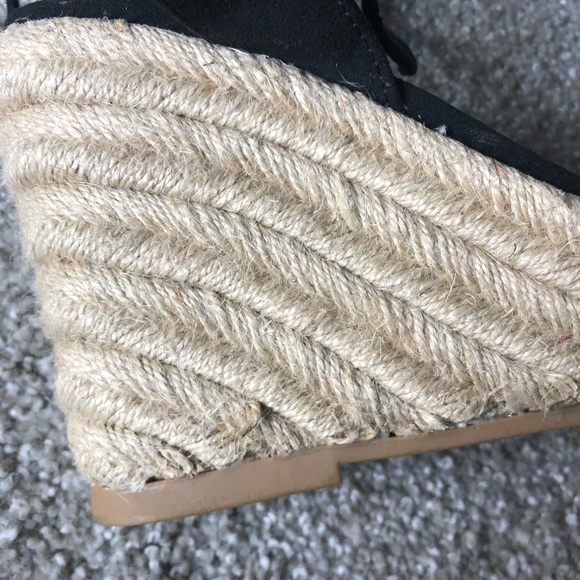 EUC ASOS Black Wide Fit Espadrille Wedges - Picture 9 of 10